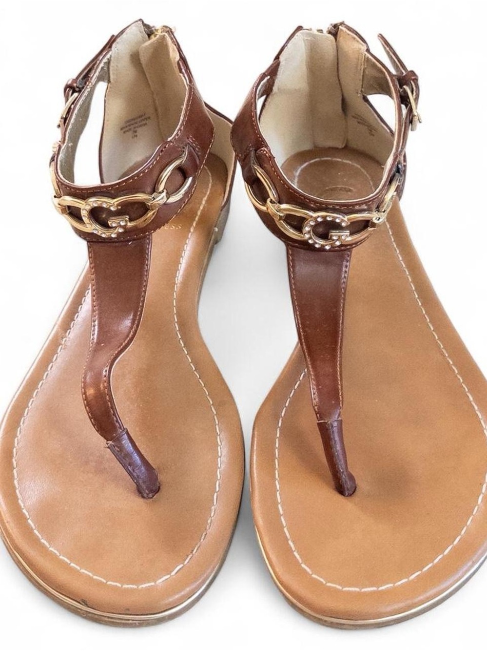 GUESS Brown Gold Gladiator Thong Sandals Size 7M Women’s Flat Sandals